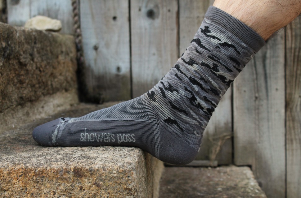 Showers Pass Lightweight Crosspoint Waterproof Socks | off-road.cc